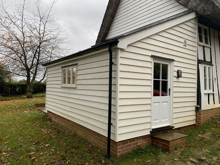 Replacement extension to a Grade 2 Listed cottage in Suffolk